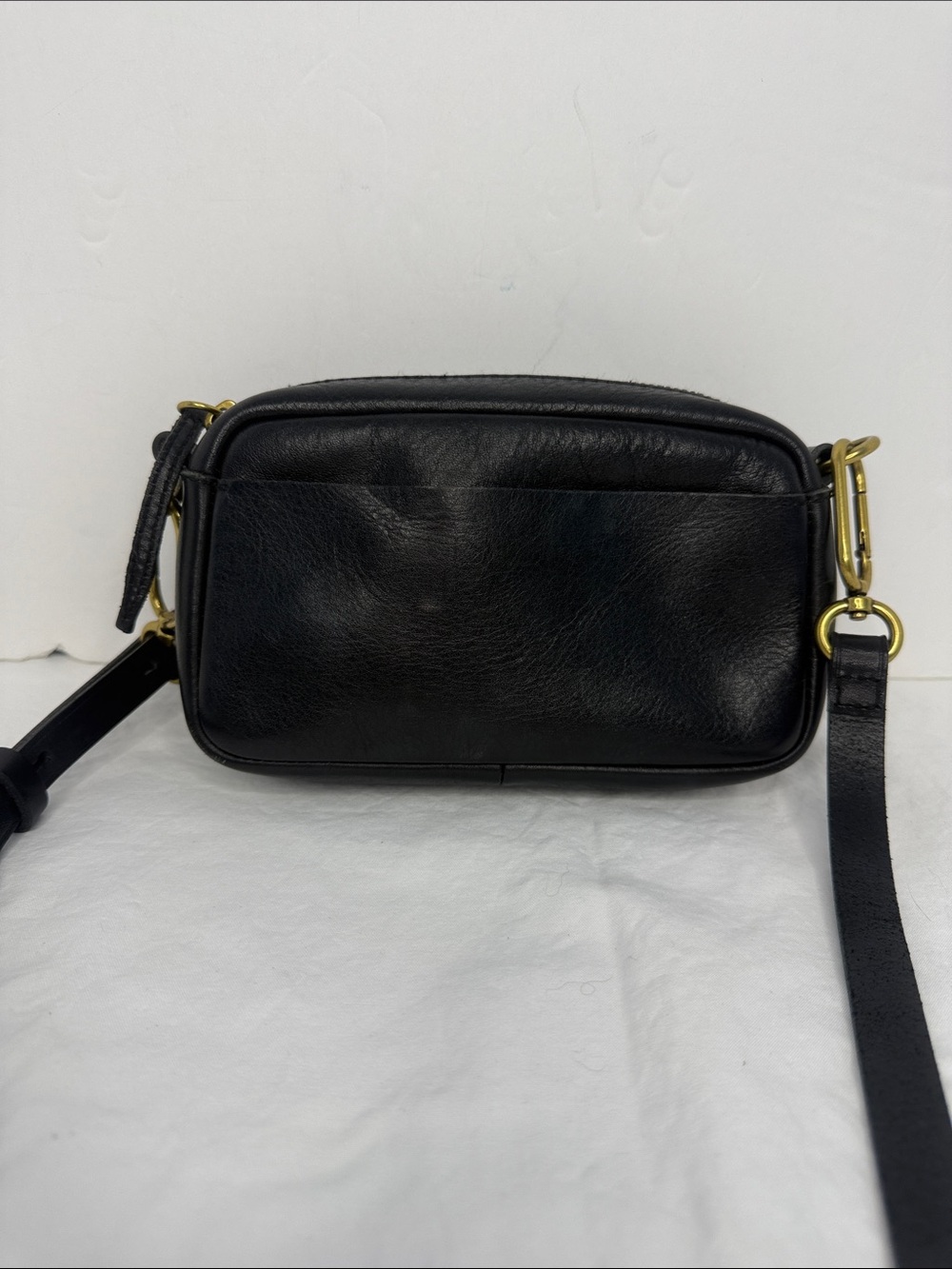 MadewellThe Leather Carabiner Mini Crossbody Bag - Picture 1 of 8
